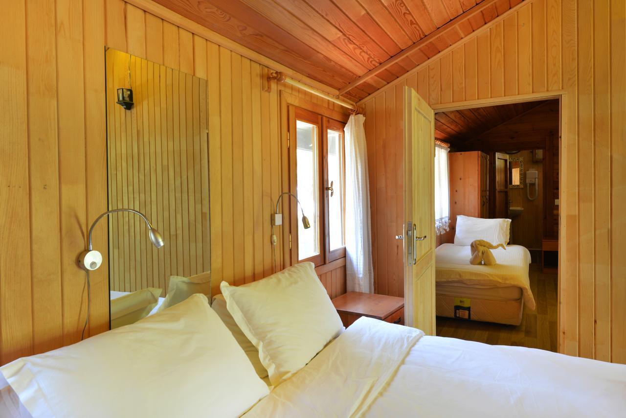 Arcadia Hotel Чирали Екстер'єр фото